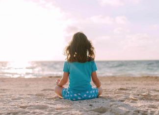 5 moduri de a ajuta copiii sa practice mindfulness